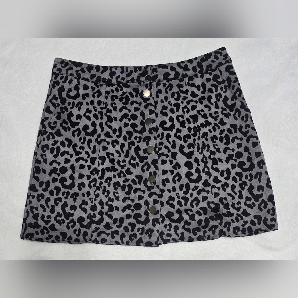 Leopard Print Button-Front Skirt Black Grey Large